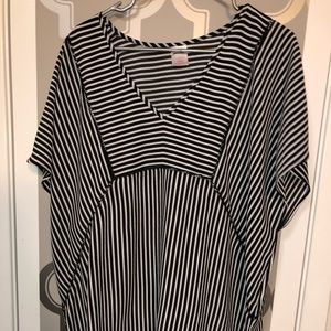 striped top